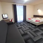 فندق مبيت وإفطار Dask *